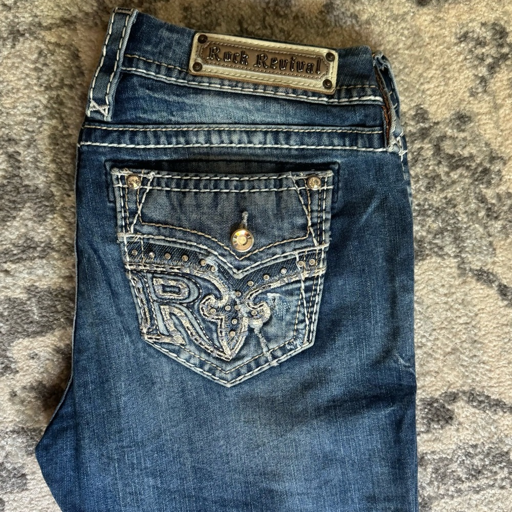 Women’s Rock Revival Skinny Jeans